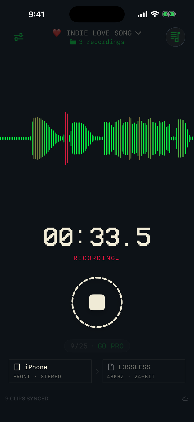 Drop’s recording screen with a green audio waveform.